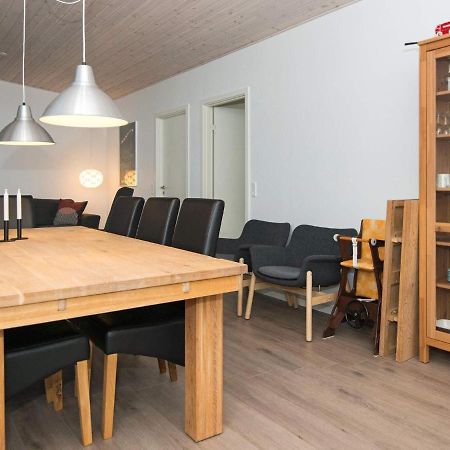 5 Star Holiday Home In 克内贝尔 外观 照片